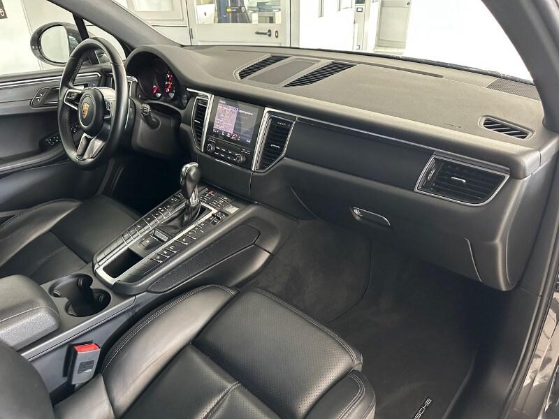 PORSCHE Macan 1ªs. '13-'25 Macan 2.0