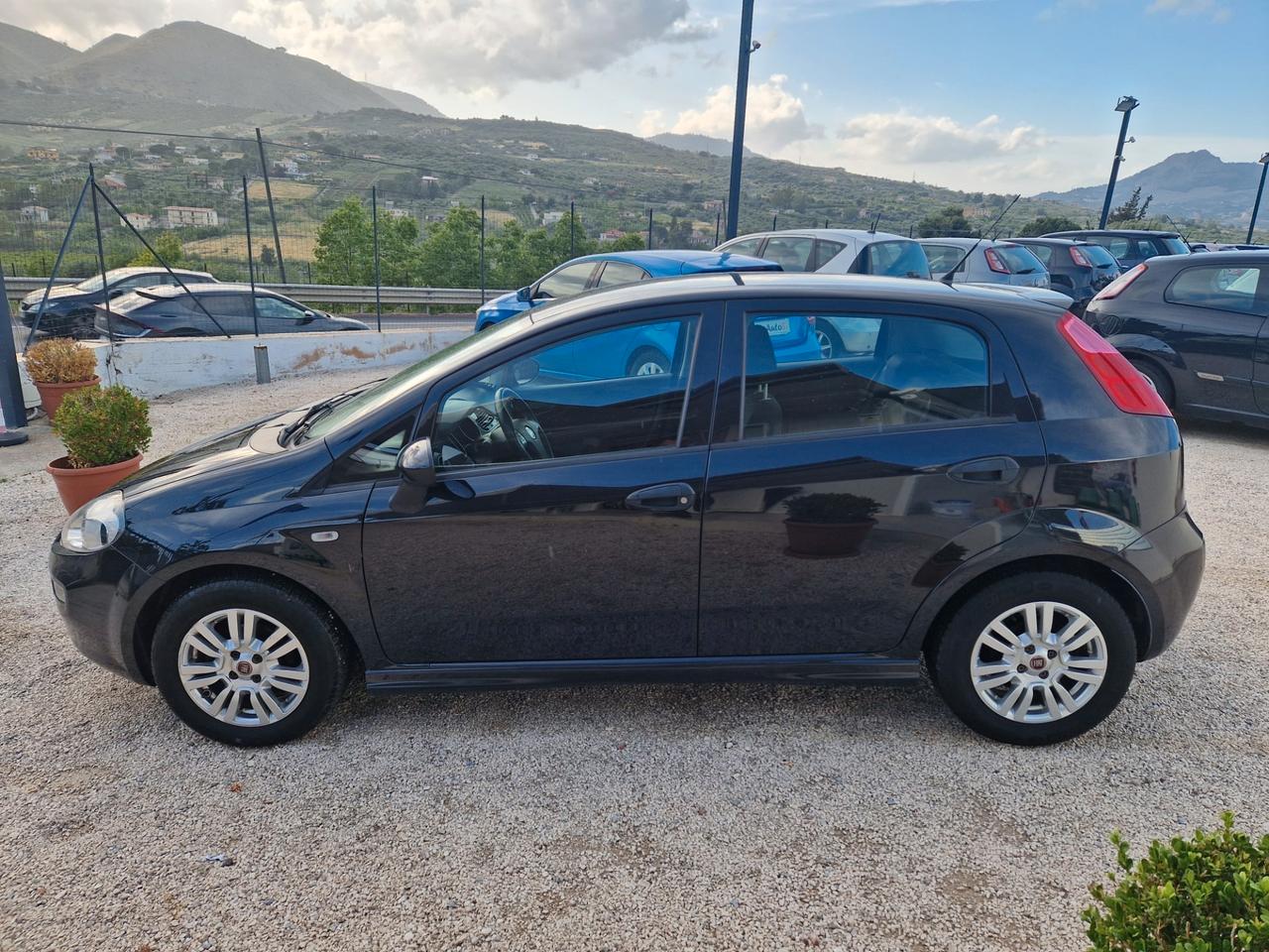 Fiat Punto 1.3 MJT II S&S 85 CV 5 porte ECO Young