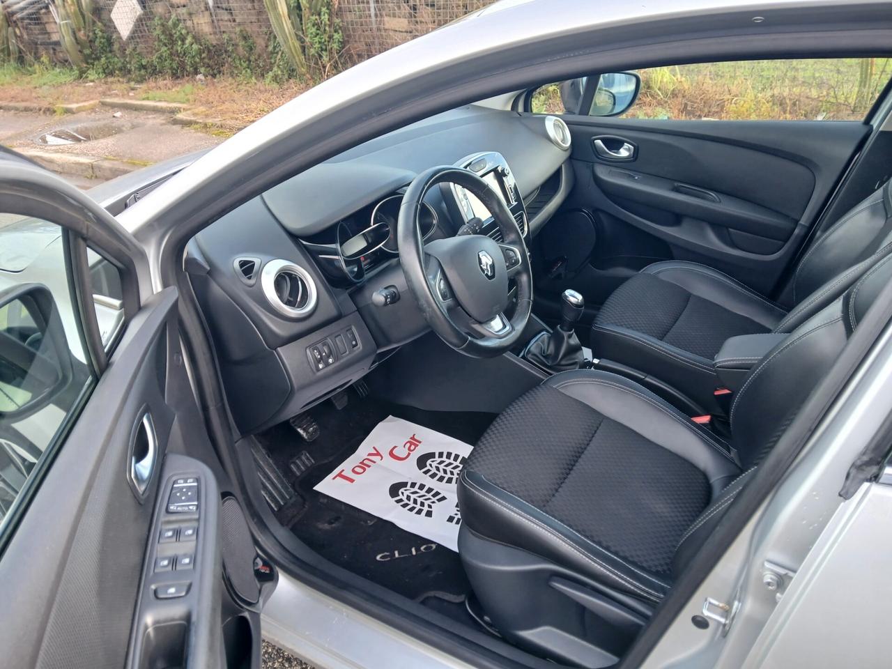 Renault Clio dCi 90 CV 5 porte Duel PARI AL NUOVO