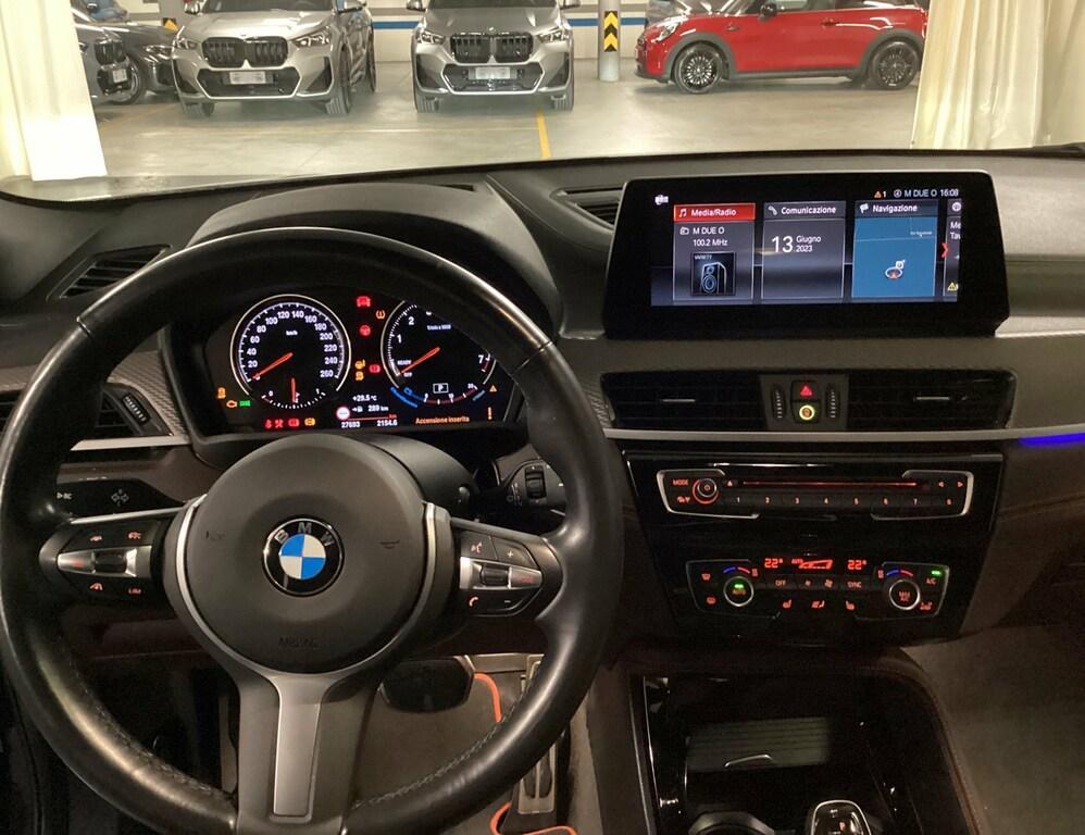 BMW X2 18 i M Mesh Edition sDrive Steptronic