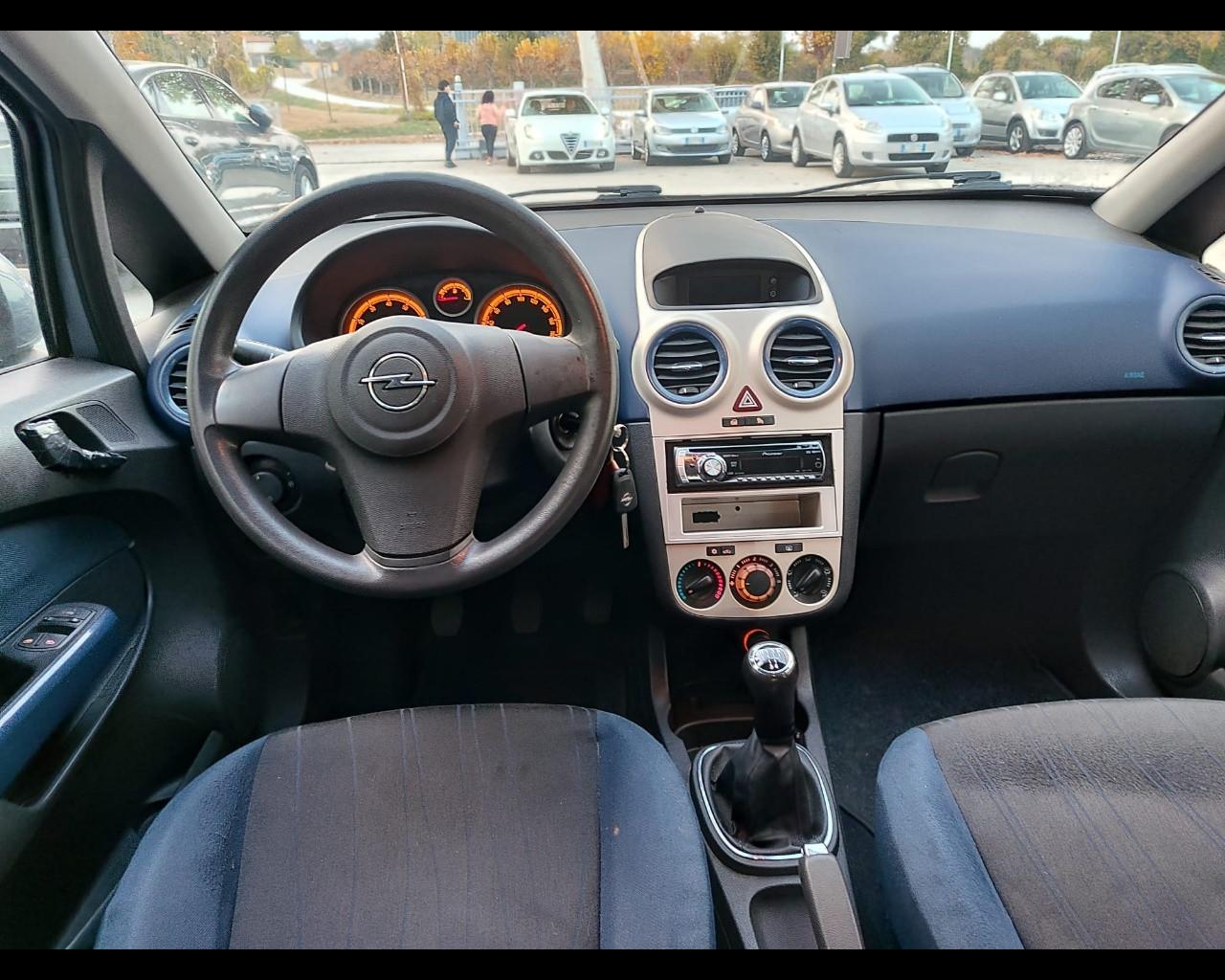 OPEL Corsa 4ª serie - Corsa 1.2 5 porte Club