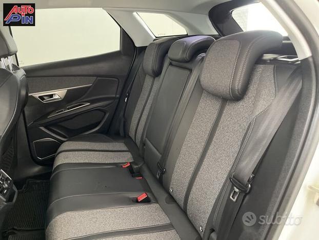 Peugeot 3008 BlueHDi 120 S&S Allure