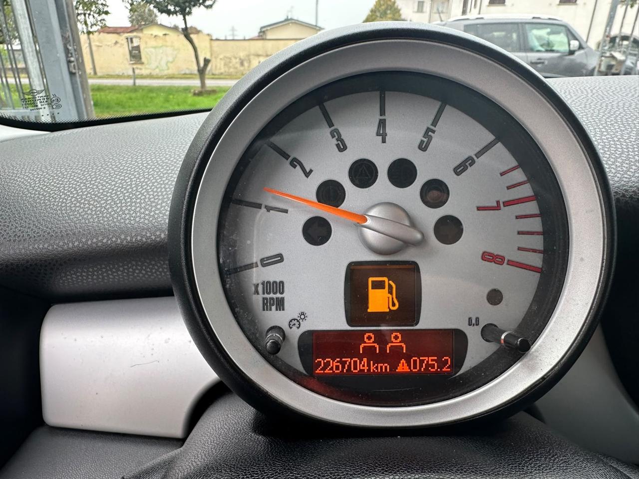 Mini 1.4 16V Ray