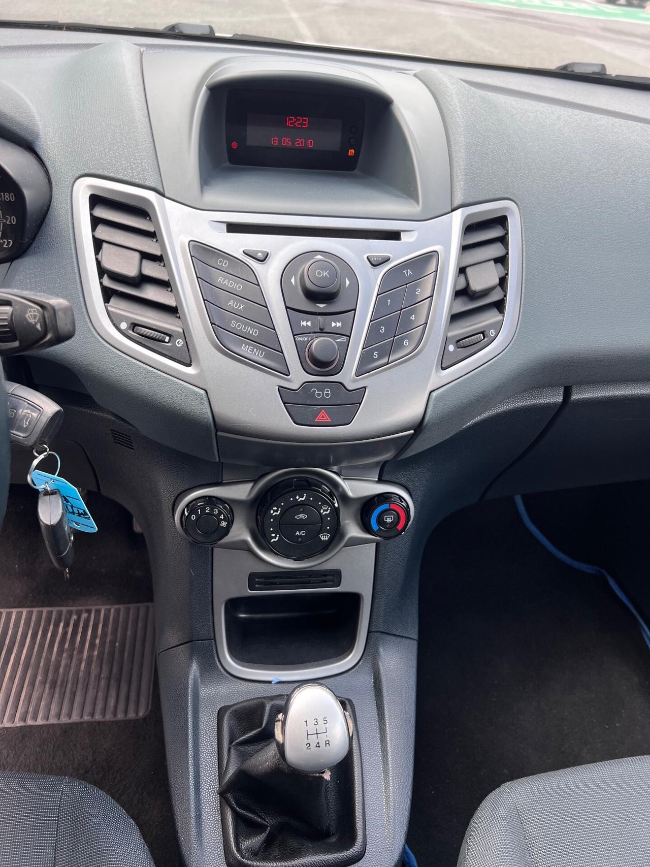 Ford Fiesta 1.2 82CV 3 porte Titanium