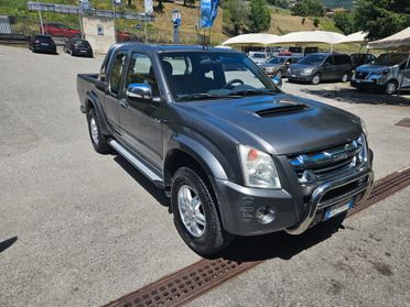 Isuzu D-Max 3.0 TD Space Cab 4WD Aut