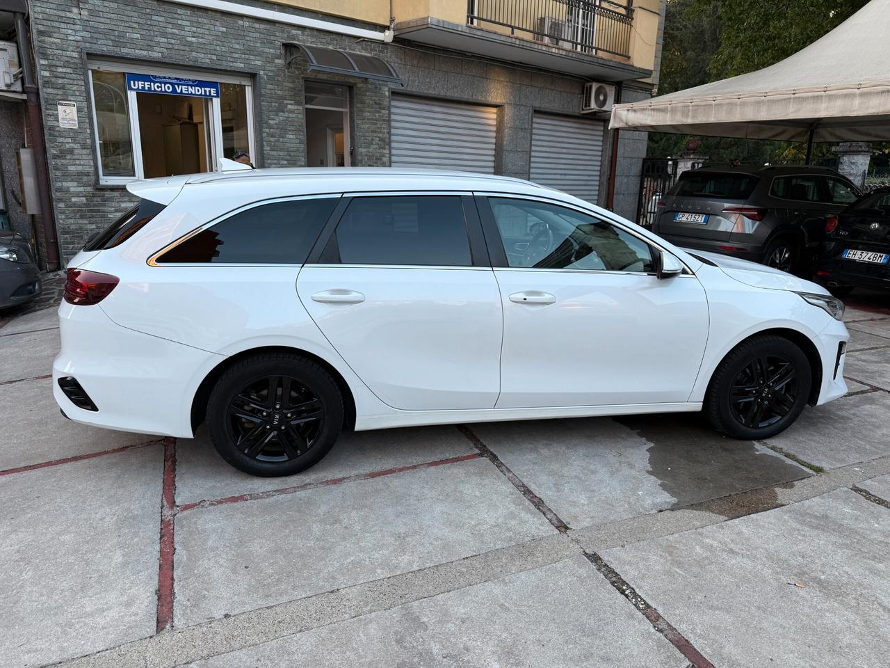 Kia Ceed 1.4 MPi GPL SW Business Class