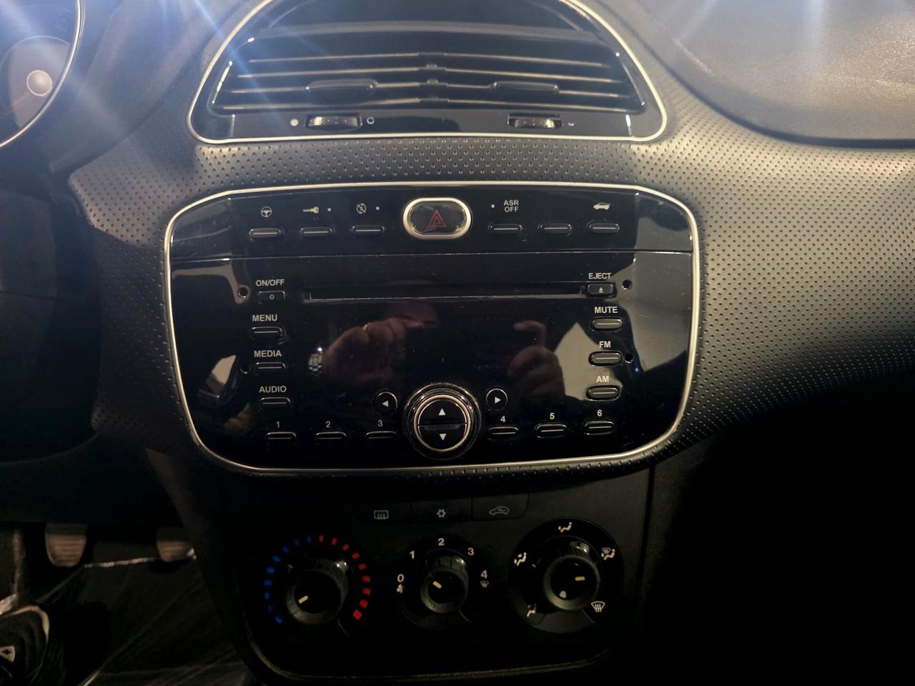 FIAT PUNTO 1.2 BENZINA DEL NORD ITA 2011