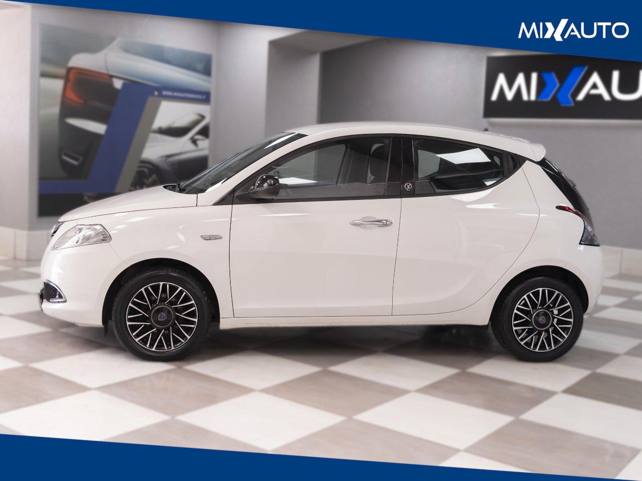Lancia Ypsilon 1.2 Gold 30th 69CV EU6