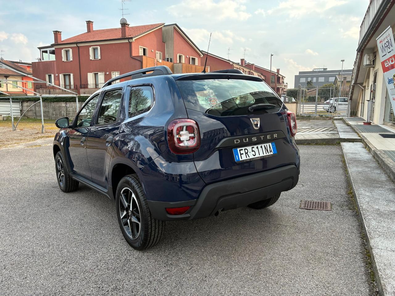 Dacia Duster 1.6 SCe 4x4 Essential