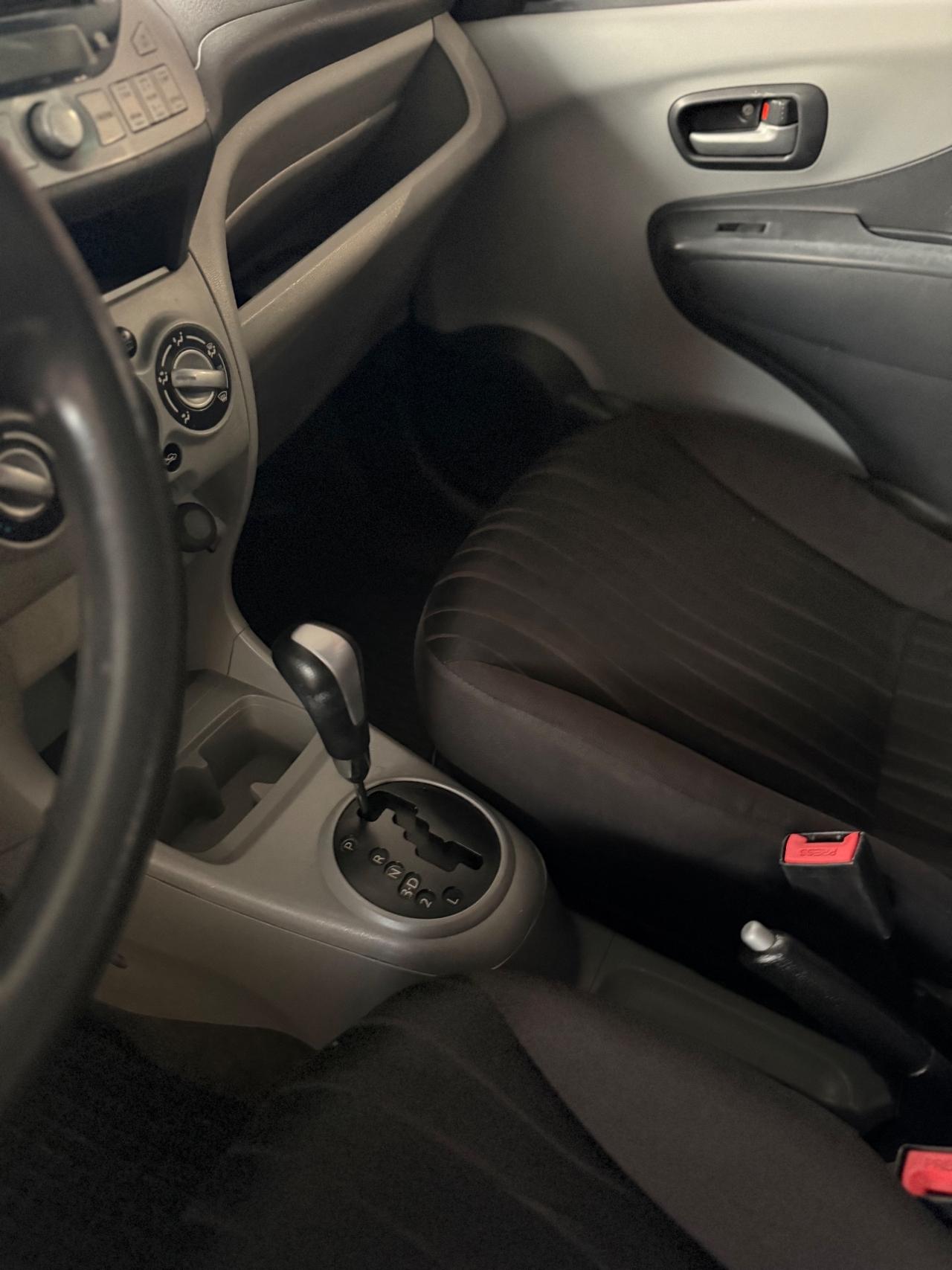 Nissan Pixo 1.0 5 porte GPL Eco Matic Automatica