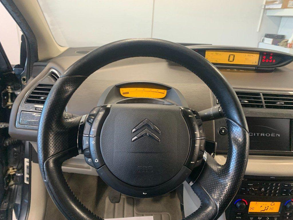 Citroen C4 2.0 HDi Exclusive