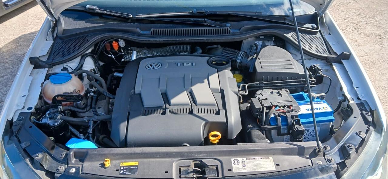 Volkswagen Polo 1.2 TDI Comfortline - 2014