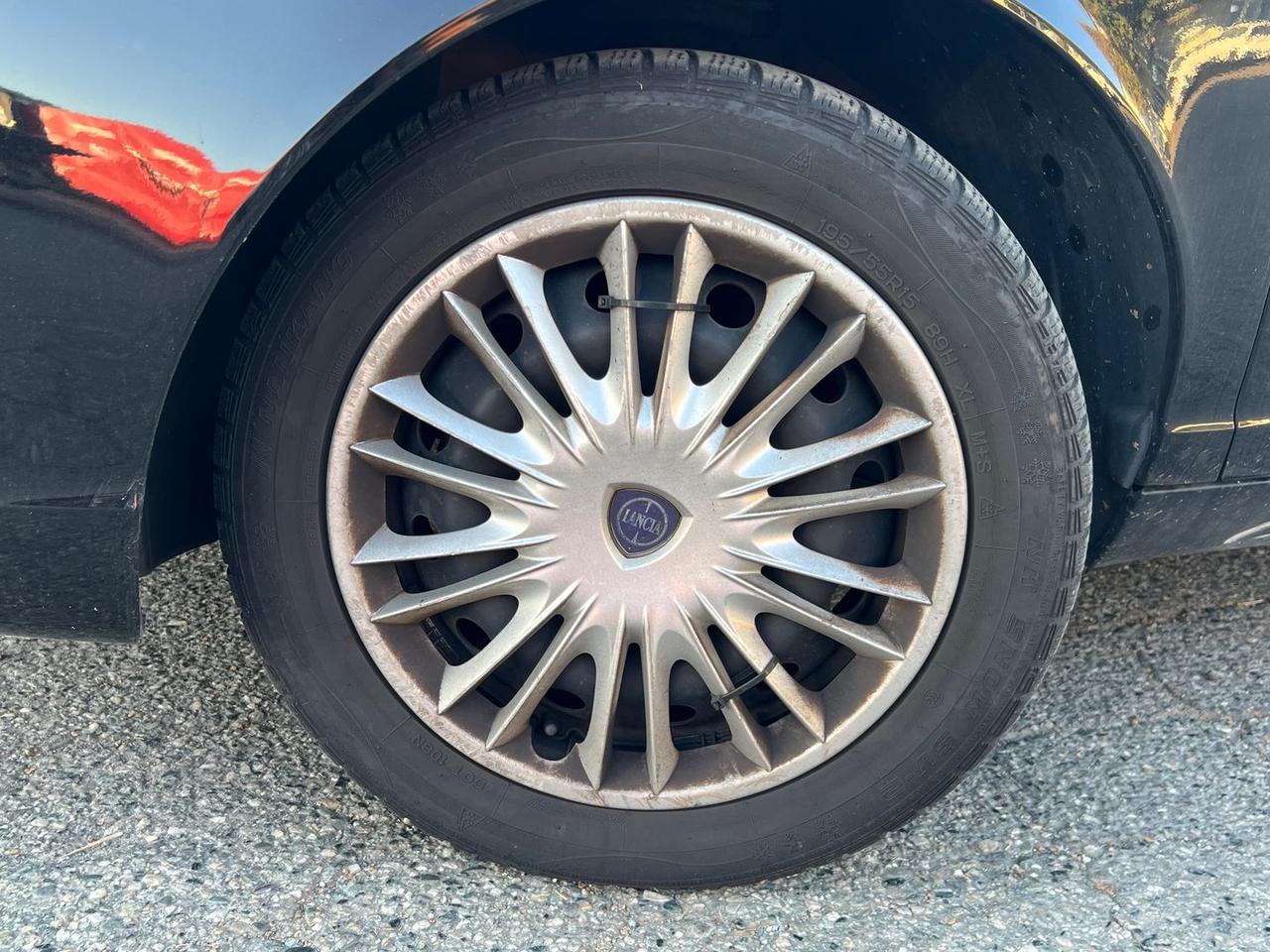 Lancia Ypsilon Versus 1.2 #7524