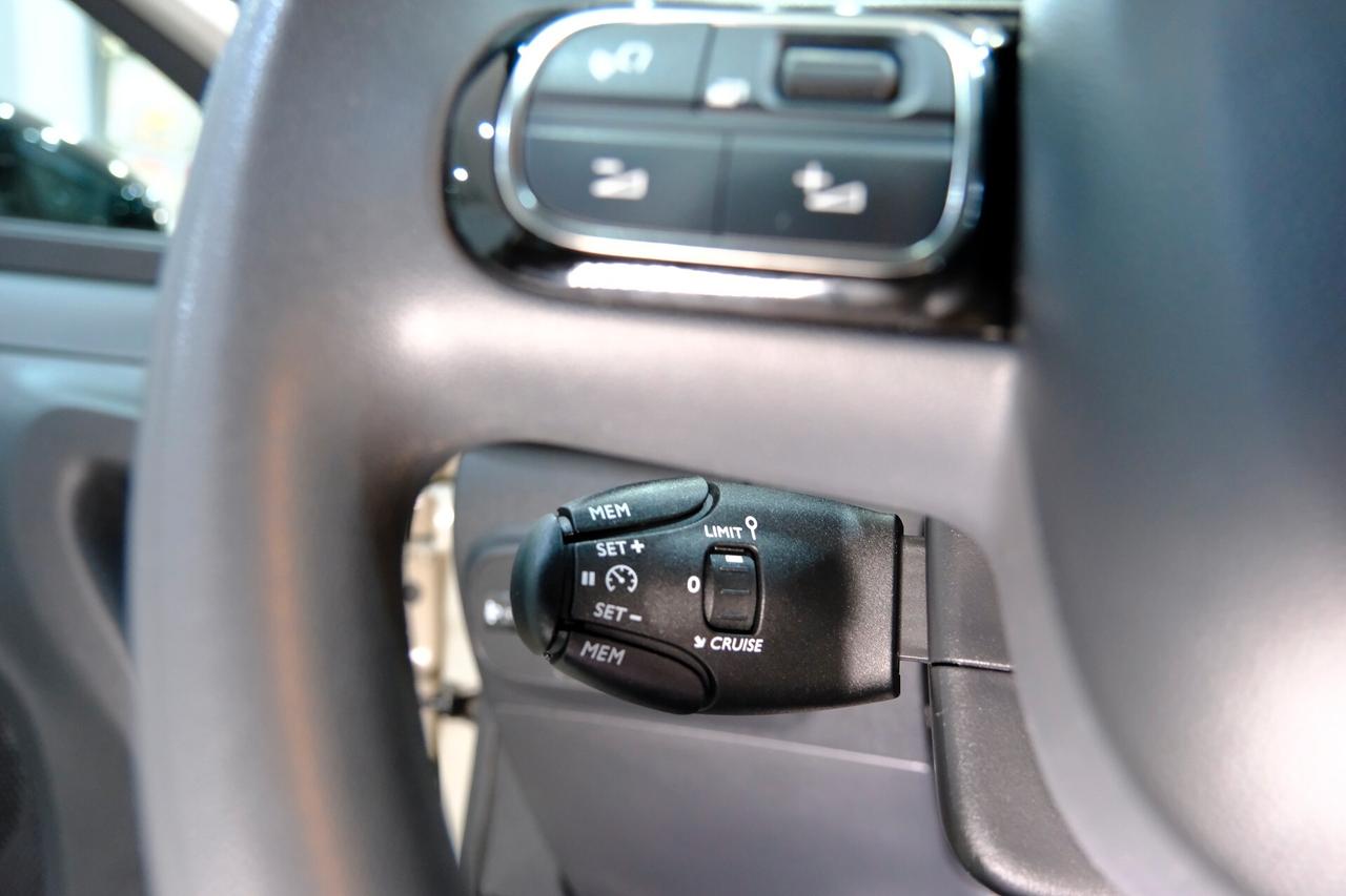 Citroen C3 1200 83cv SHINE Full LED