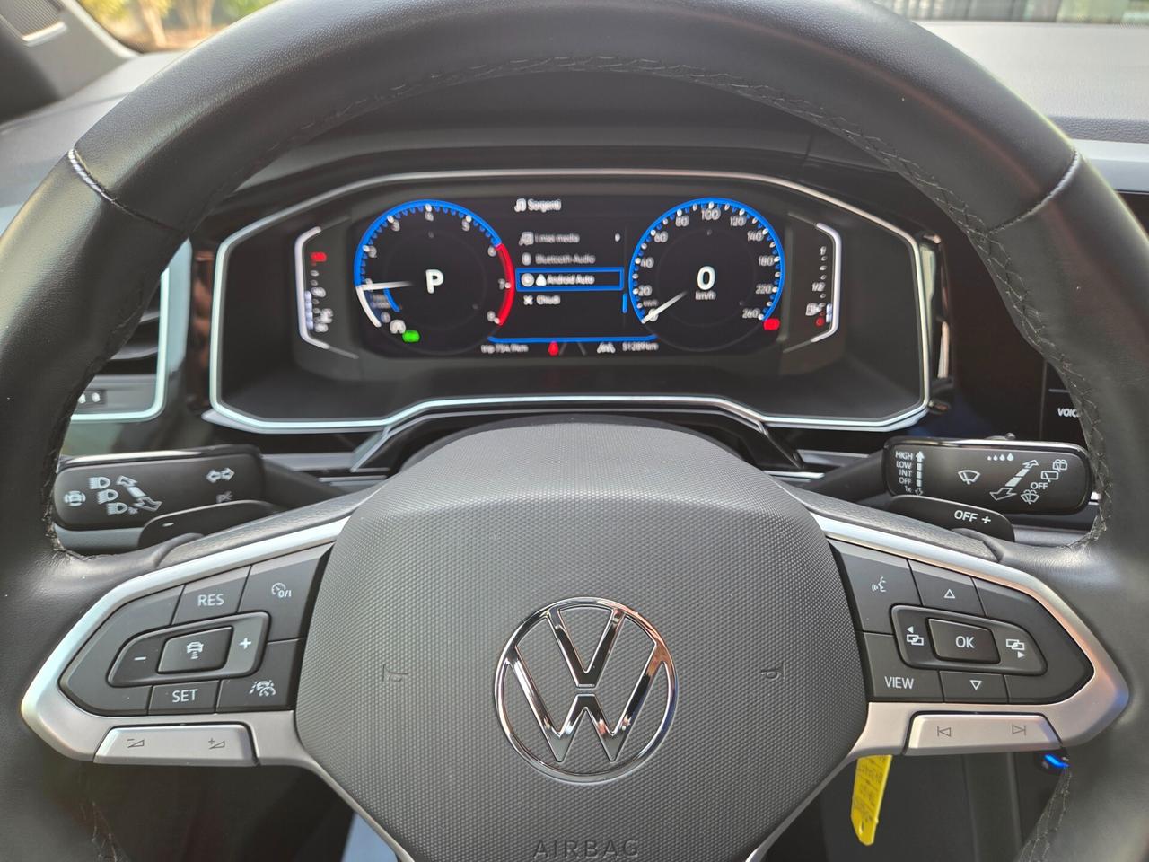 Volkswagen Taigo 1.0 TSI 115 CV DSG R-Line