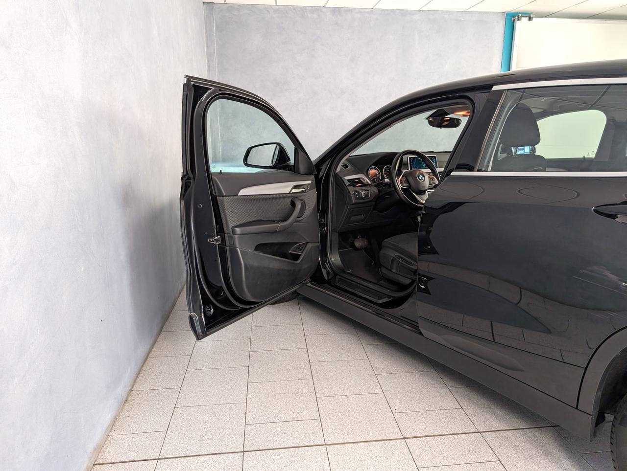 Bmw sDrive18i 136cv Automatic Advantage