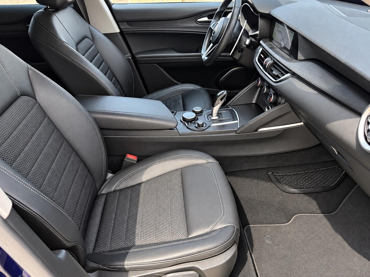 Alfa Romeo Stelvio 2.2 Turbodiesel 210 CV AT8 Q4 Executive