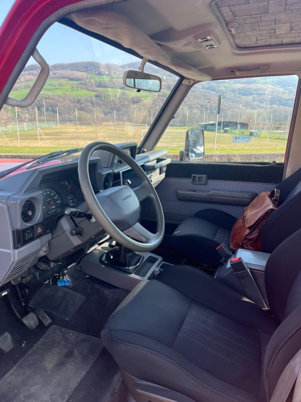 Toyota Land Cruiser II 2.4 turbodiesel SW LJ70 VX