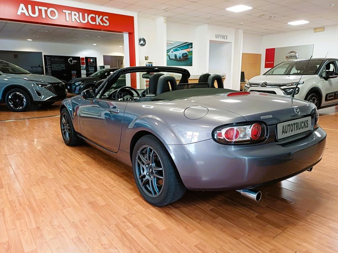 Mazda MX-5 Roadster 1.8L Fire