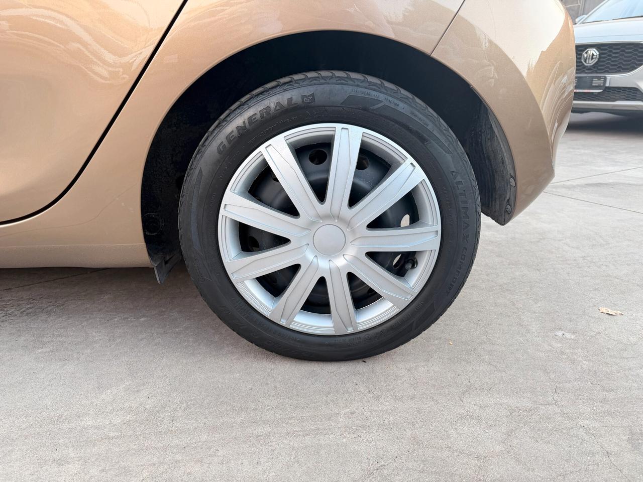 Kia Picanto 1.0 12V 5 porte Easy