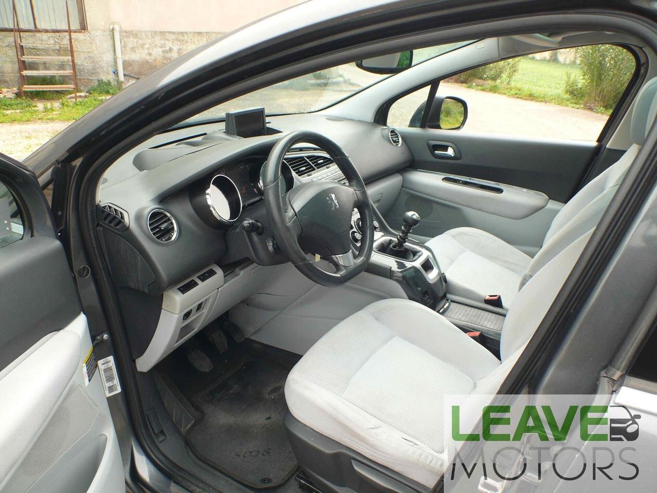 Peugeot 5008 2.0 HDi 150CV Féline (M1468)