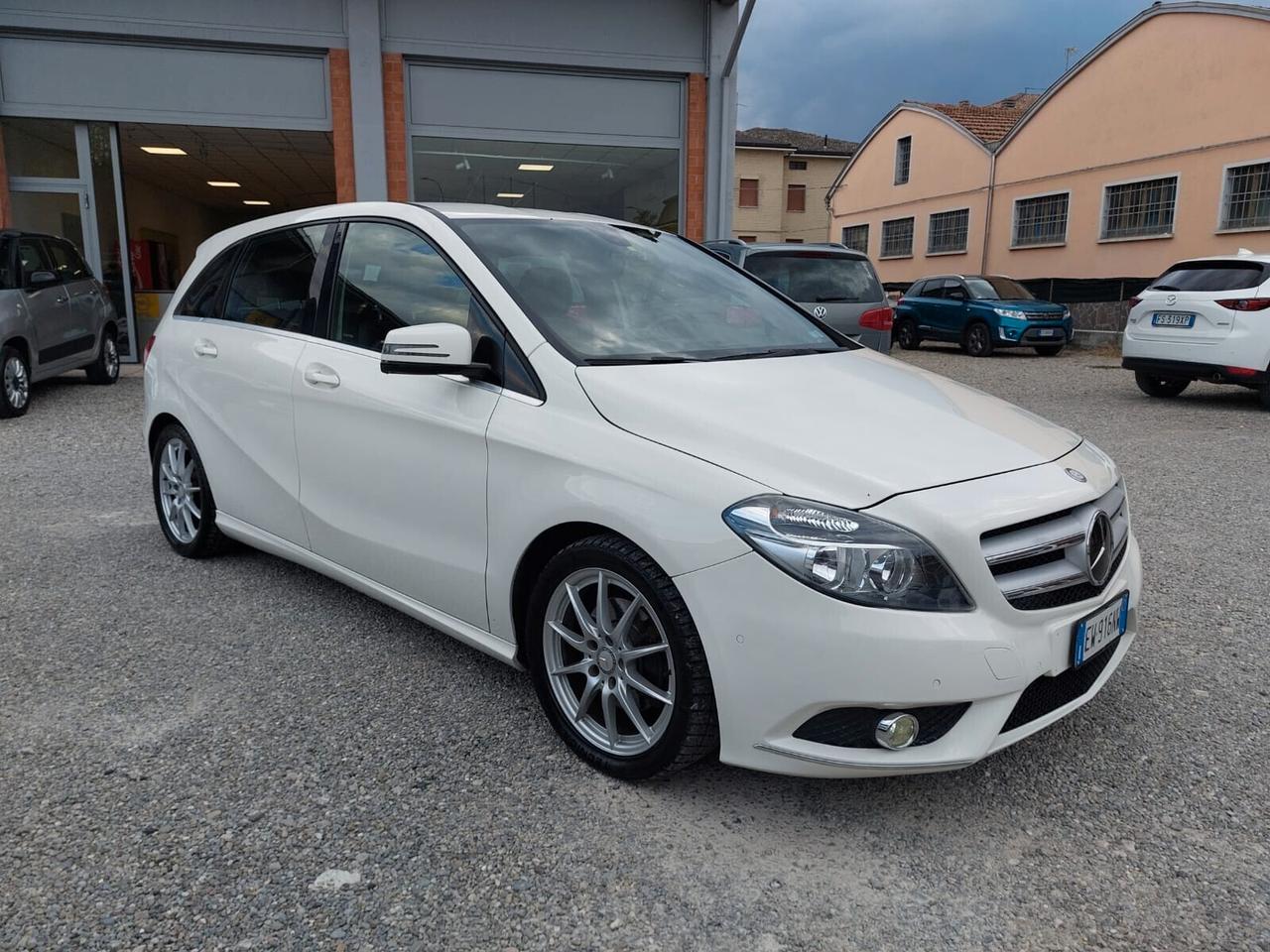 Mercedes-benz B 180 CDI Premium UNICO PROPRIETARIO