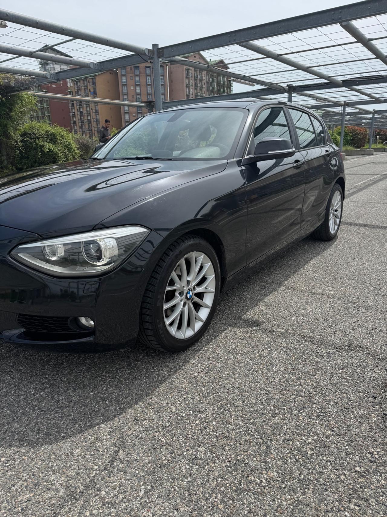 Bmw 116 116d 5p. Urban
