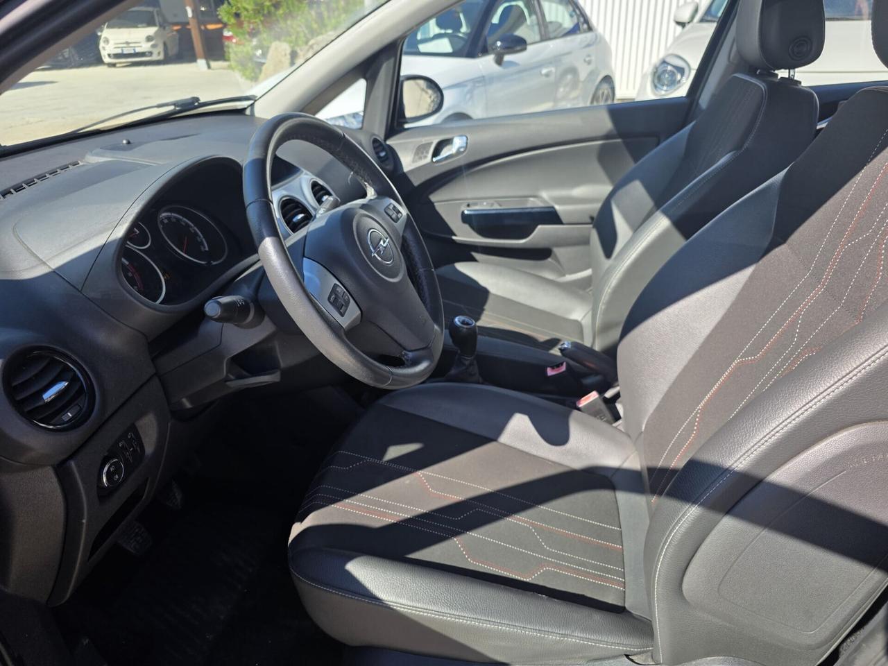 Opel Corsa 1.2 5 porte Elective