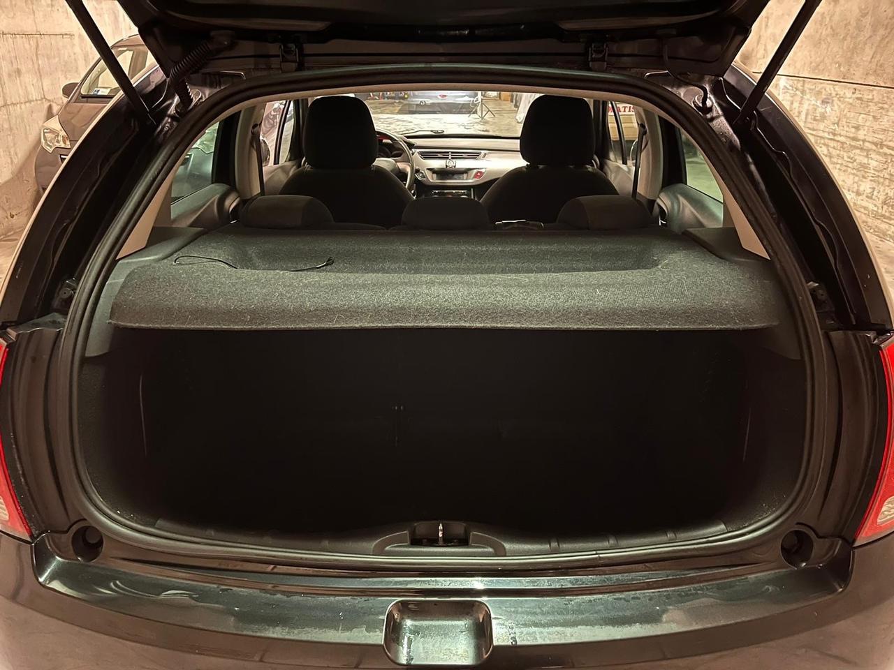 Citroen C3 1.4 VTi 95 Exclusive Style. Km 100.000