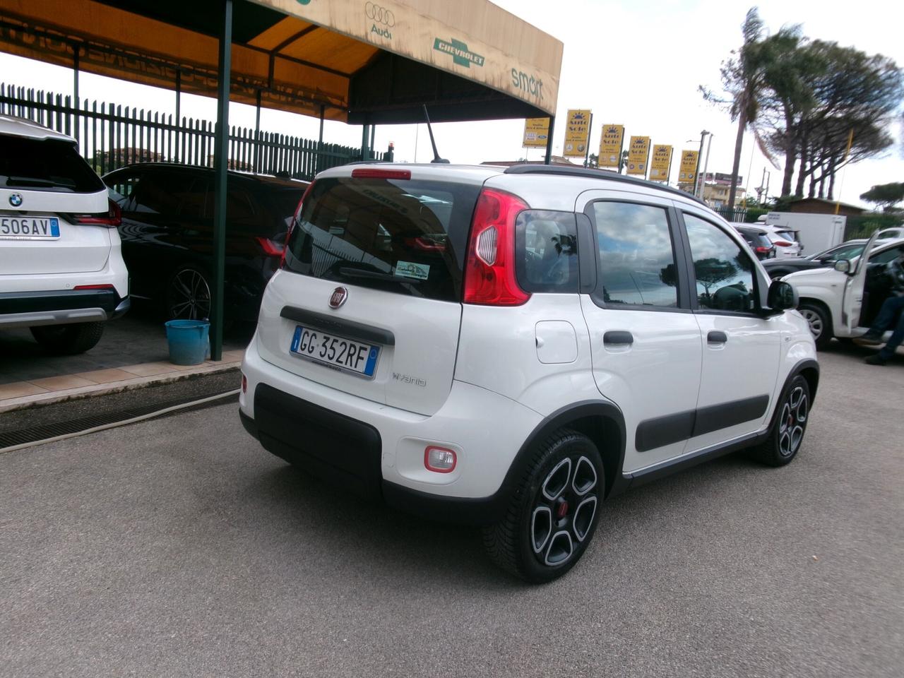 Fiat Panda 1.0 FIREFLY HYBRID S CITY-CROSS TAGLIANDATA