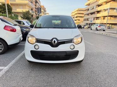 Renault Twingo LIMITEED C.AUTOMATICO PDC BLUETOOTH CERCHI 16