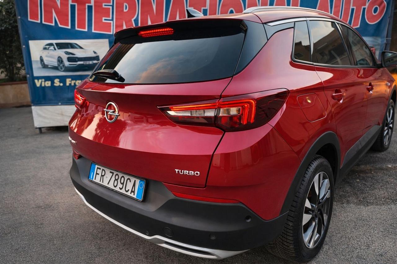 Opel Grandland 1.2 130 CV