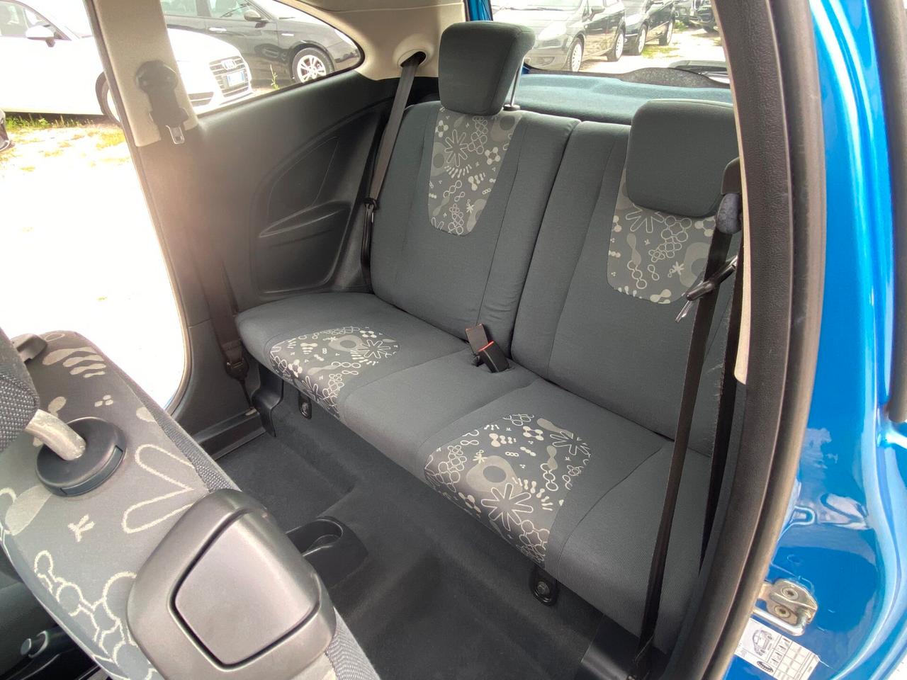 Ford Ka Ka+ 1.2 8V 69CV Titanium