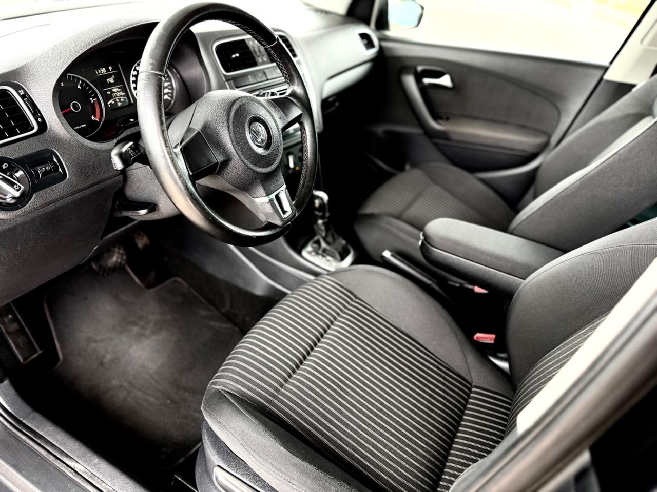 Volkswagen Polo 1.6 TDI 90CV DSG 5 porte ANCHE NEOPATENTATI