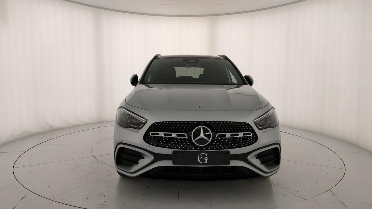 Mercedes-Benz GLA 200 d automatic