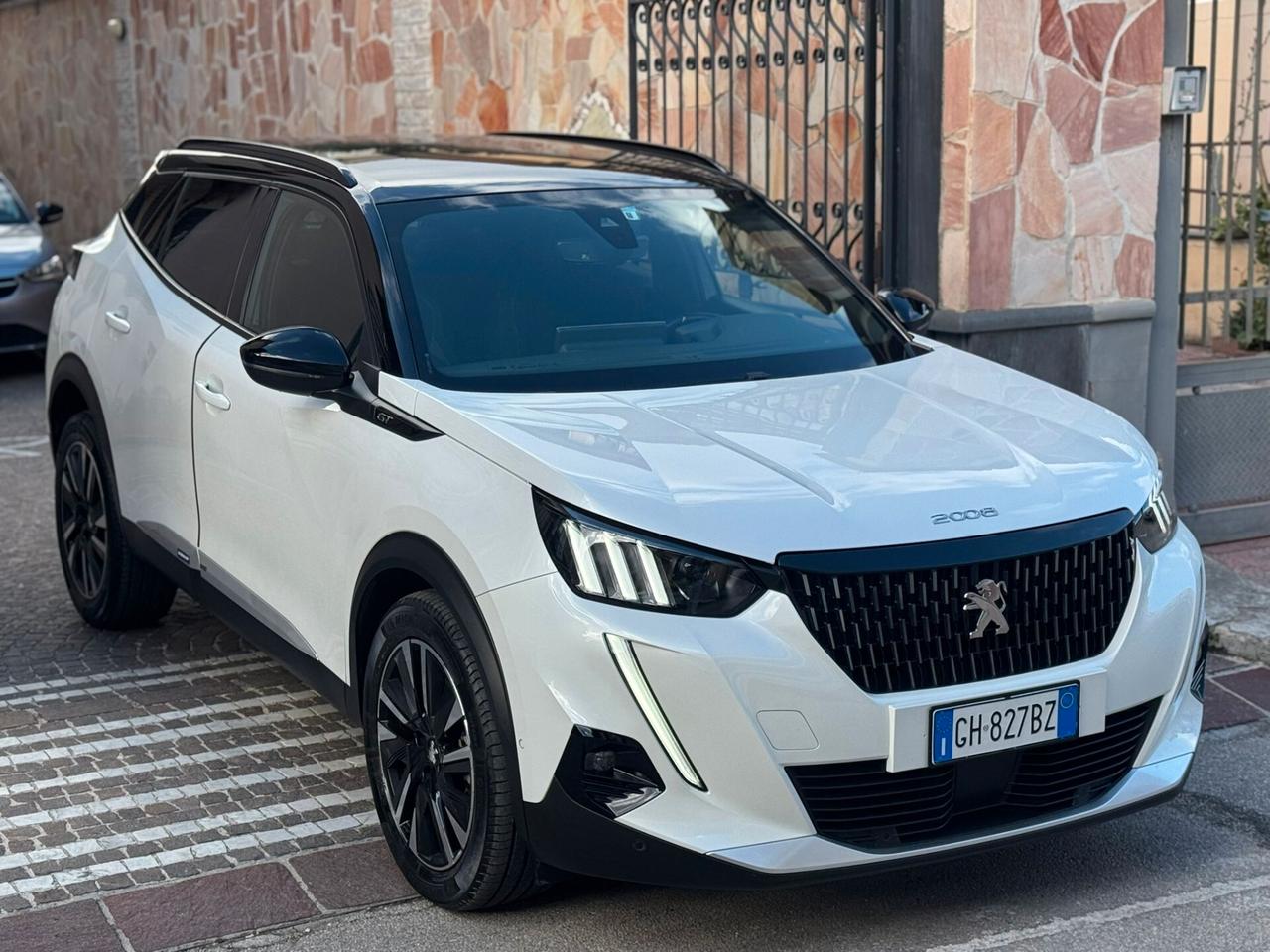 Peugeot 2008 BlueHDi 130 S&S EAT8 GT Pack