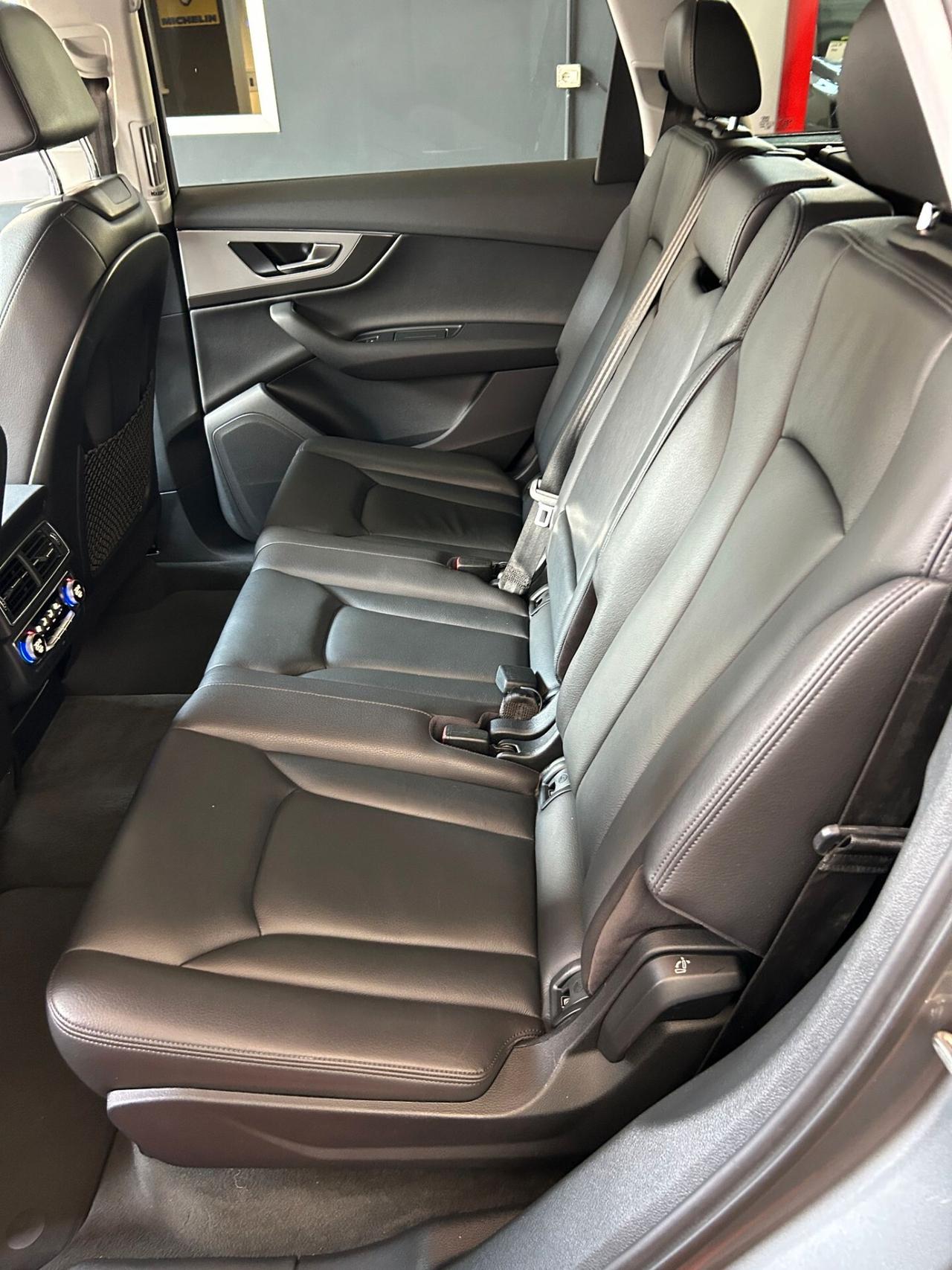 Audi Q7 3.0 TDI 218 CV ultra quattro tiptronic Business Plus