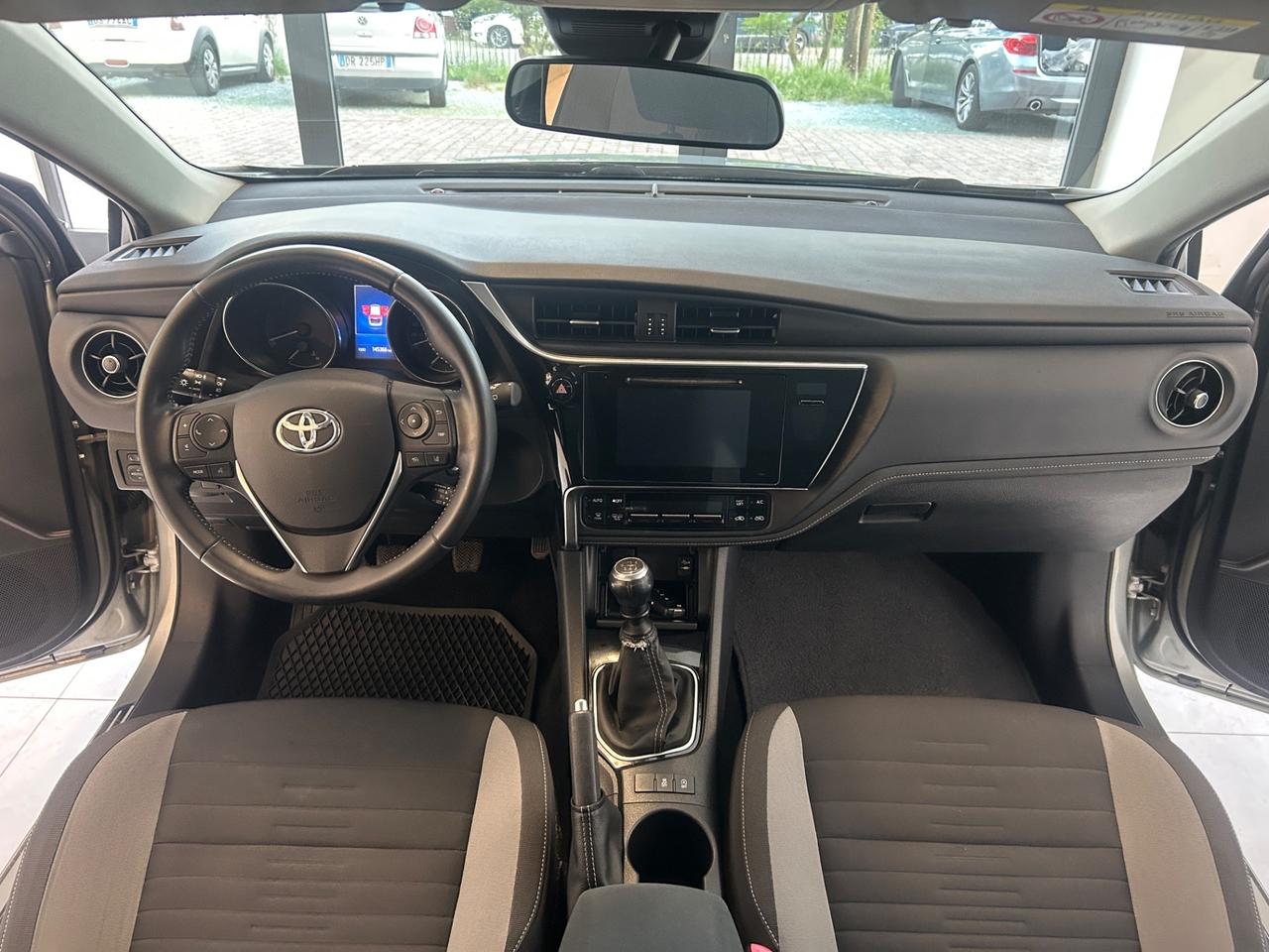 Toyota Auris 1.6 D-4D 82 kw 2015 EURO6B
