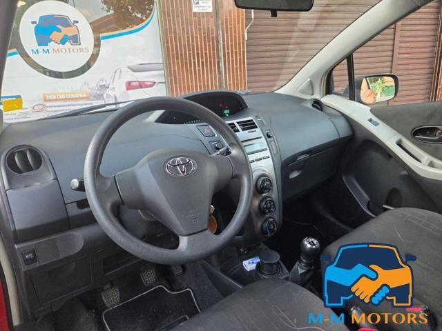 TOYOTA Yaris 1.0 3 porte Now Eco