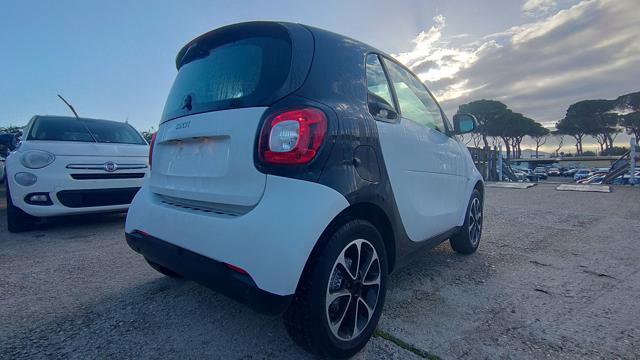 SMART ForTwo 1.0cc 71cv Bluetooth CruiseControl Clima Auto