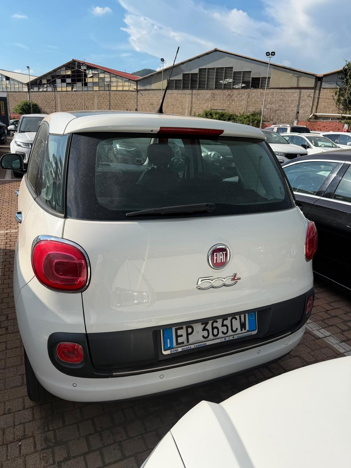 Fiat 500L Living 1.6 Multijet 105 CV Lounge pefeetta garanzia 12 mesi