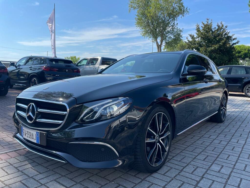 Mercedes Classe E 220 220 D Exclusive 4Matic 9G-Tronic Plus