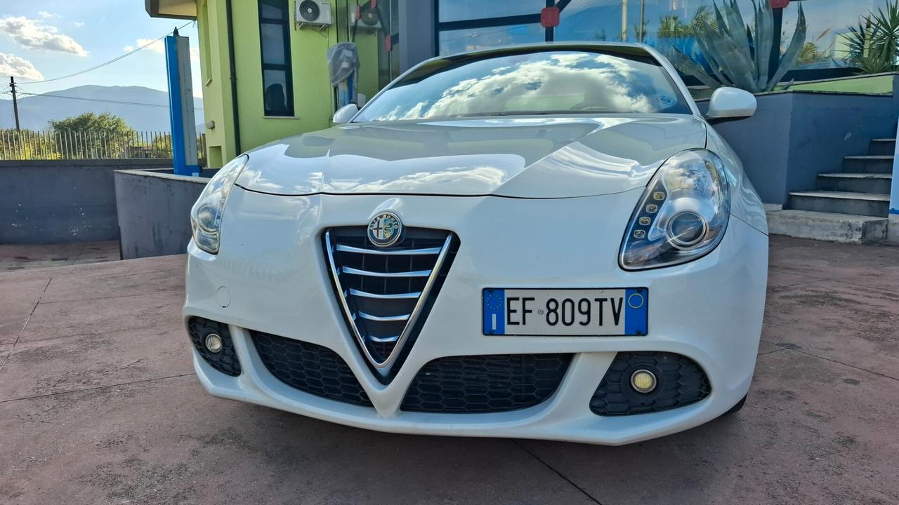 Alfa Romeo Giulietta 1.6 JTDm-2 105 CV Distinctive