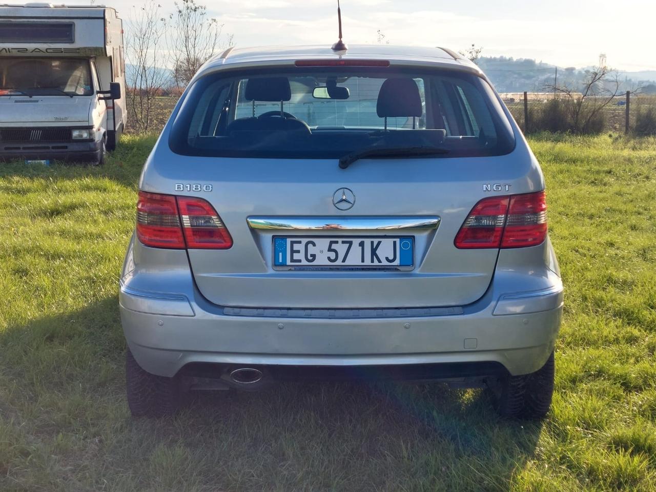 Mercedes-benz B 180 B 180 NGT BlueEFFICIENCY Premium