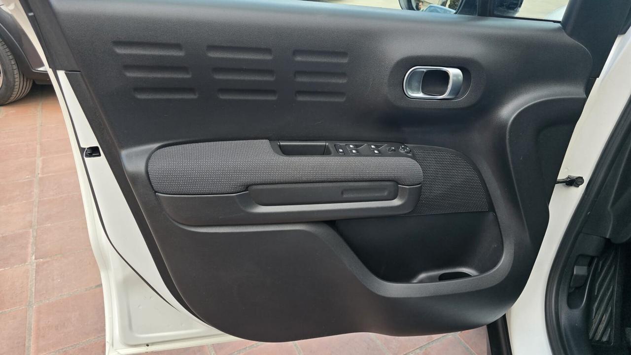 Citroen C3 Aircross C3 Aircross BlueHDi 100 S&S Shine