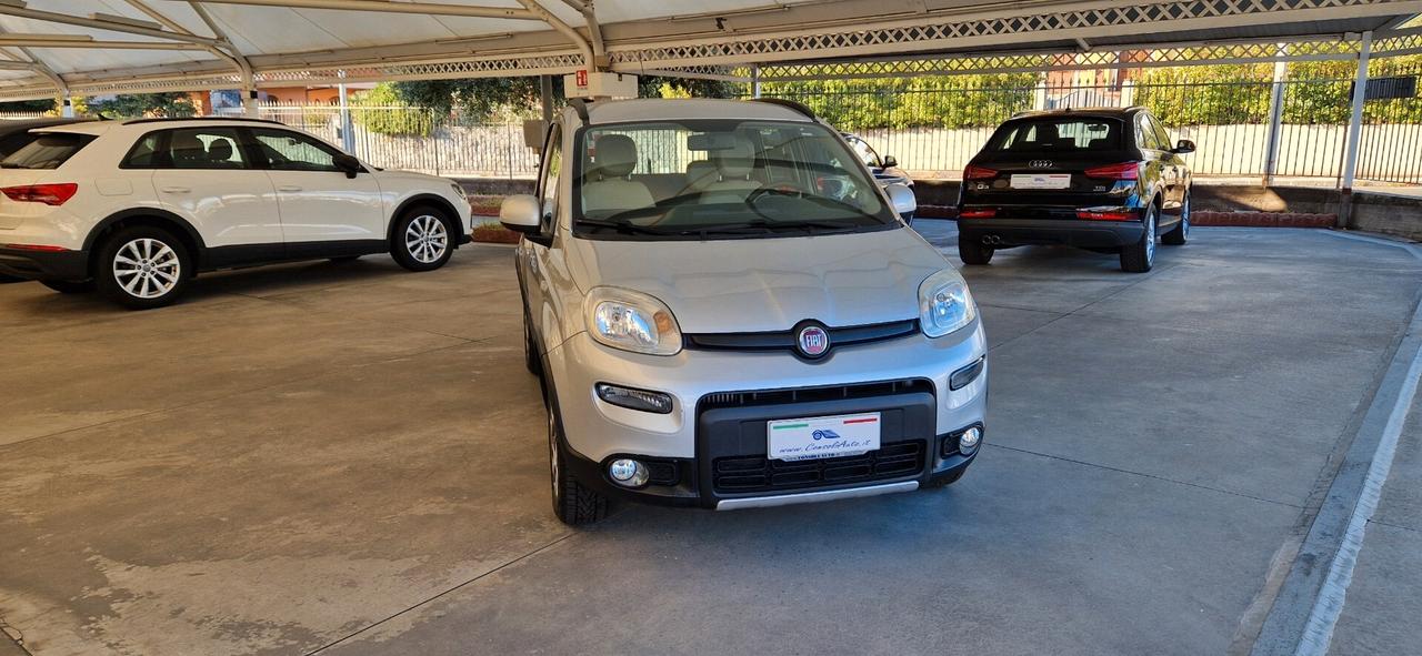 Fiat Panda 4X4 1.3 Mjt 75cv S&S LOUNGE