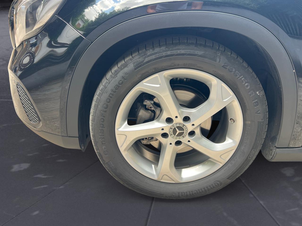Mercedes GLA 180 Premium auto KM 30.300
