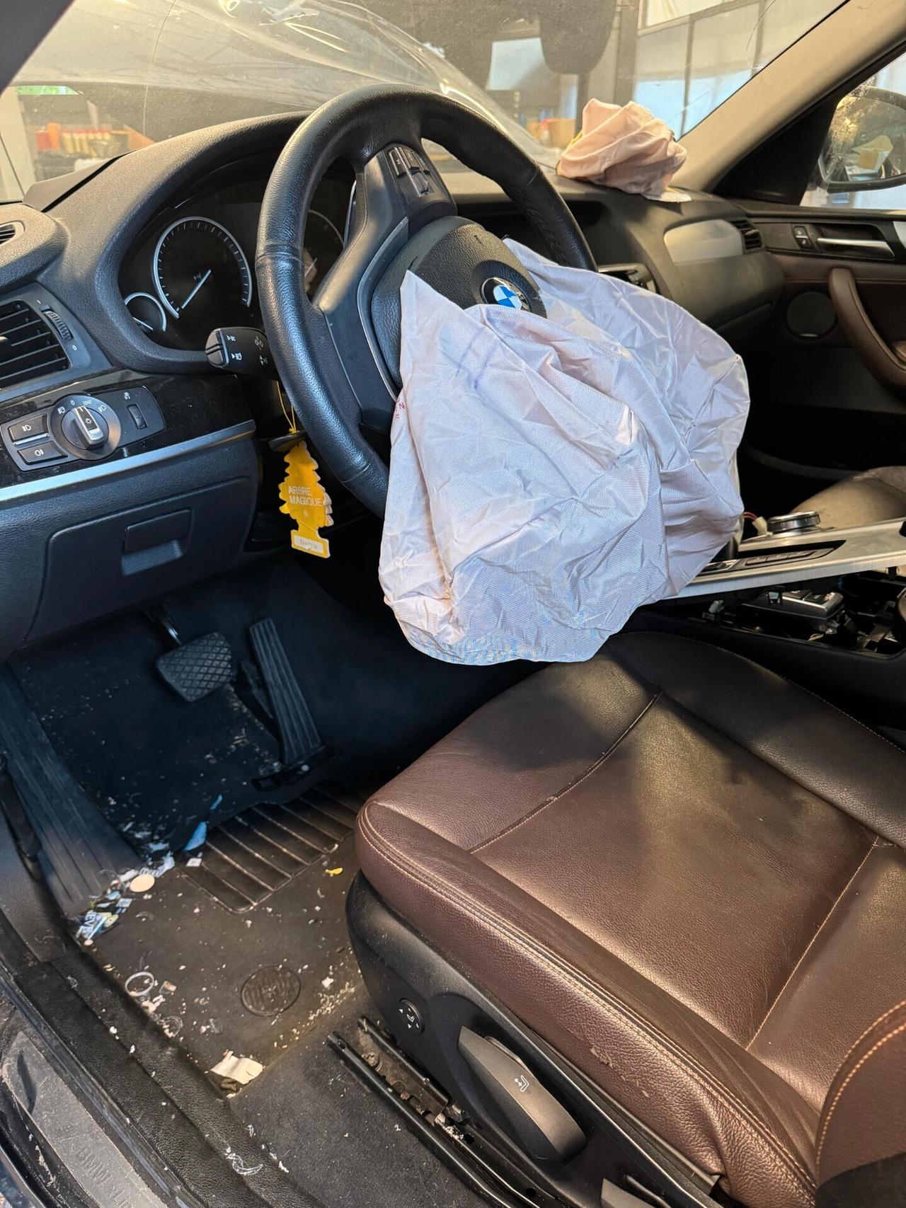 Bmw X4 xDrive35dA xLine INCIDENTATA / NO MOTORE / SOLO EXPORT / COMMERCIANTI