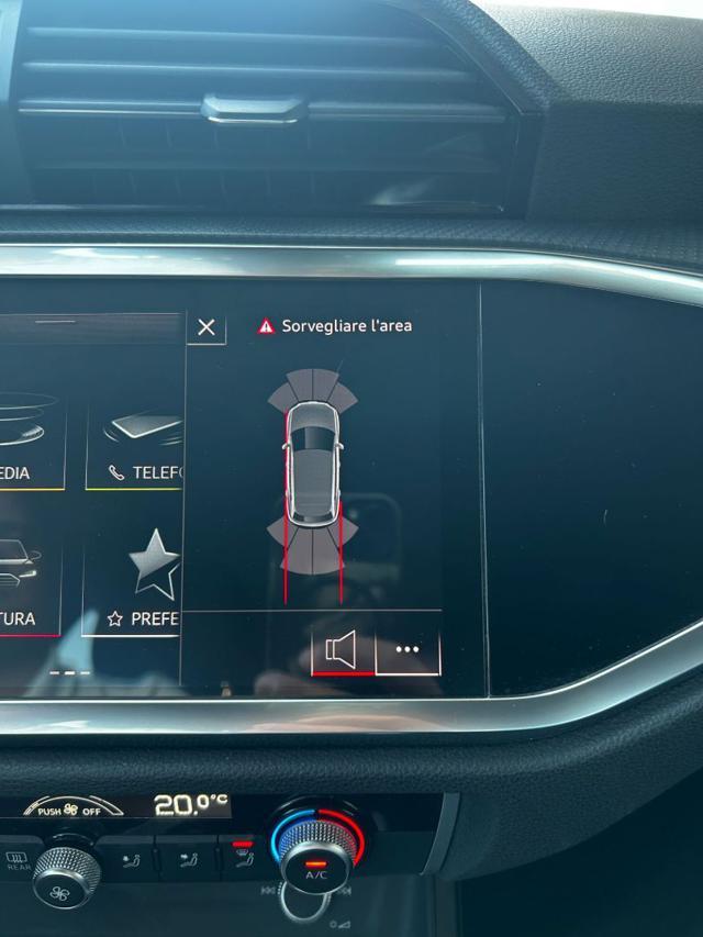 AUDI Q3 35 TDI S tronic Business Advanced