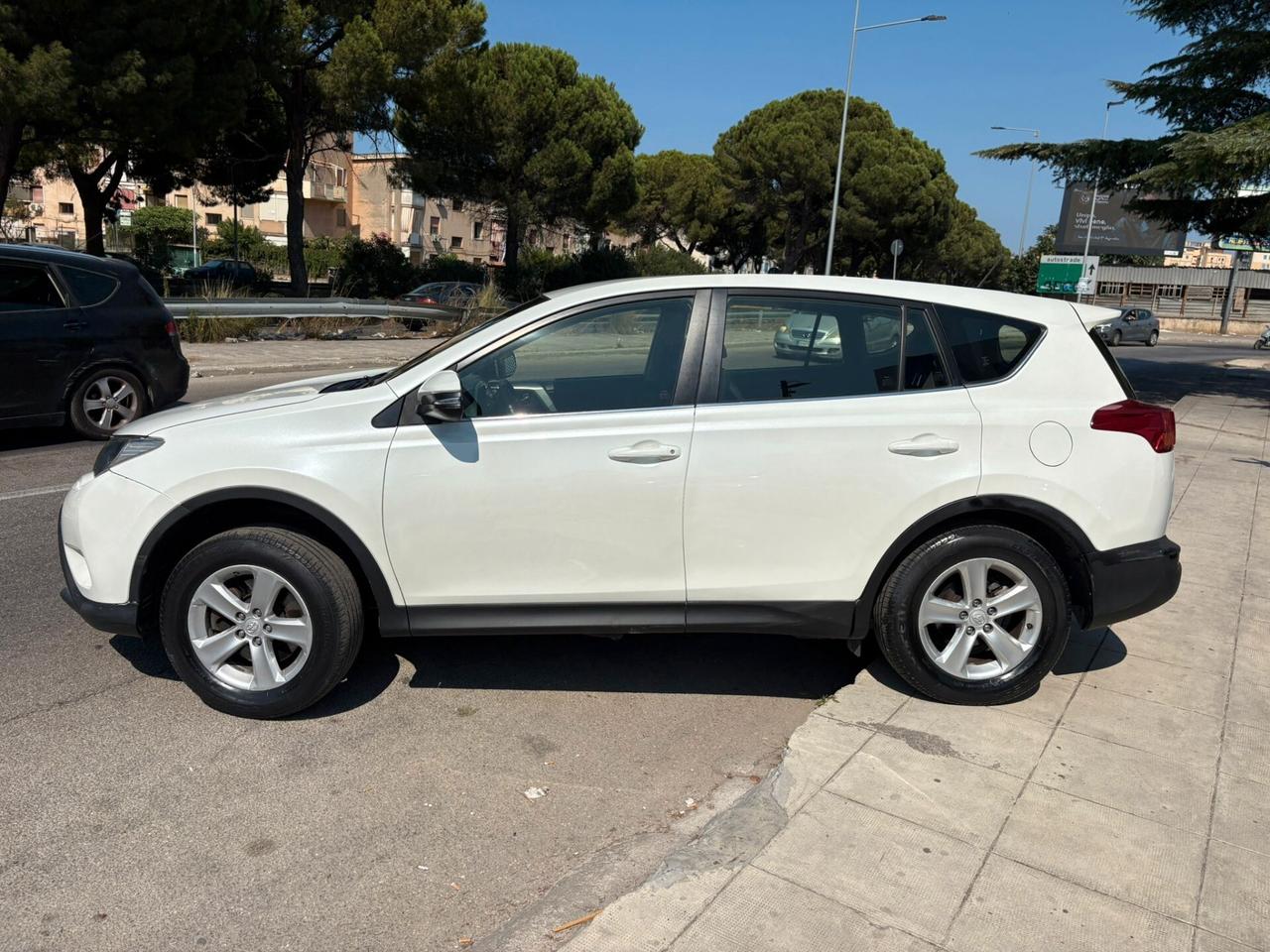 Toyota RAV 4 RAV4 2.0 D-4D 2WD